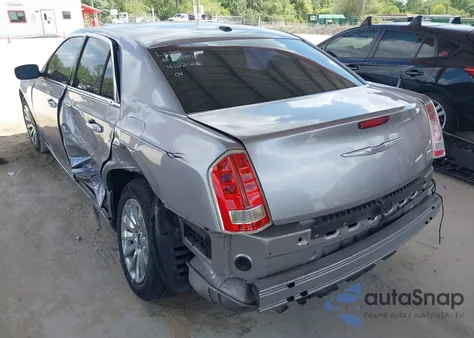 2013 Chrysler 300 Motown from USA, damaged, VIN 2C3CCAAG8DH632529